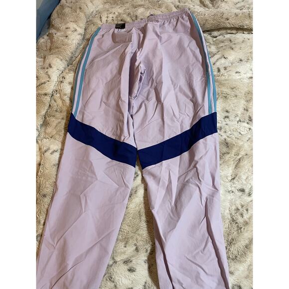 Mens Adidas Regular fit wide leg full length lavender pants Medium - Picture 6 of 6